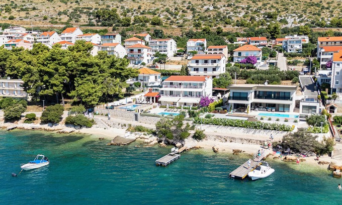 Seget Donji Apartment | EXCLUSIVE LOCATION BEACH APARTMENT "JAN"! NEW OPEN SWIMMING POOL!