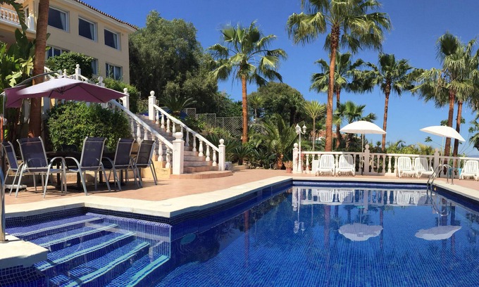 Torremolinos Villa | Exclusive luxury villa near beach, panoramic sea views, heated pool jacuzzi wifi