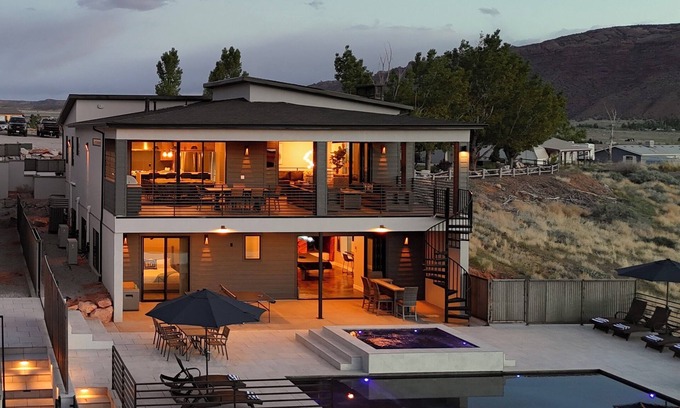 Moab South Valley House | Exclusive Retreats Desert Vista: Luxury 6 Bedroom Retreat- Heated Pool/Hot tub