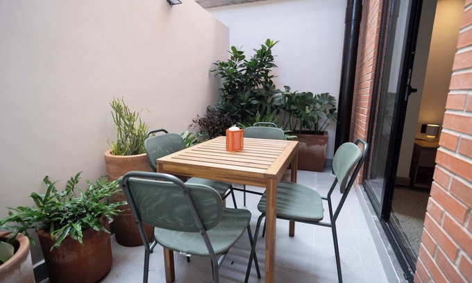 Lafayette Apartment | Exclusive Stay near Downtown | Duna S.