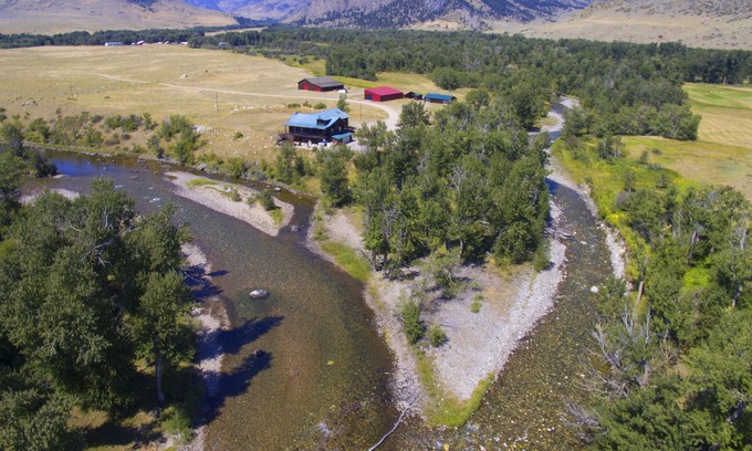 Nye Cabin | Executive Cabin -1 mile Stillwater River-Caddis Cabin-Montana fly fishing