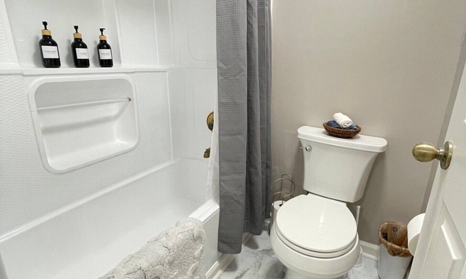 Madison House | Executive Home Away From Home!