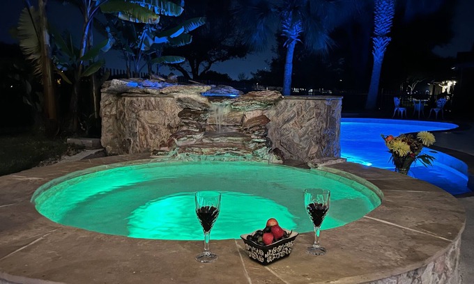 Cypress House | Executive Home on Golf Course , Pool, Spa and more