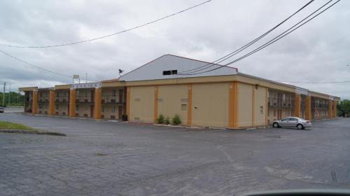 Crossville Hotel | Executive Inn