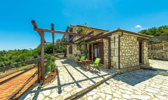 Skinaria House | Executive Suite - 2 Bedroom Maisonette - Sea View