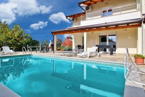 Plovanija Villa | Exklusive 4-Sterne-Villa Mare - WLAN - Pool - Grill