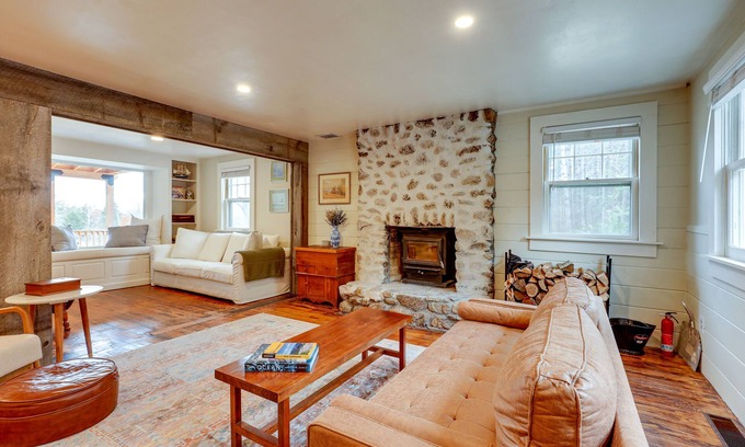 Elkins House | Expansive Wilmot Escape w/Deck Near Skiing!