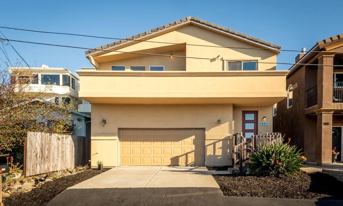 Cayucos House | Experience coastal bliss, just steps away from Cayucos State Beach