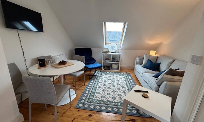 Kinvara Apartment | Experience coastal charm in the heart of Kinvara
