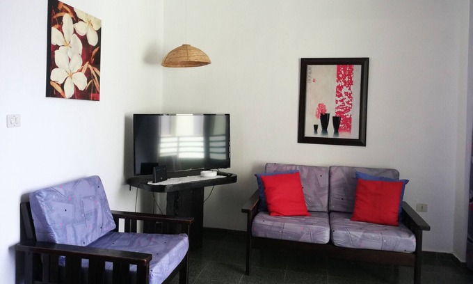 Puerto Naos Apartment | Experience Puerto Naos from a Central Apartment
