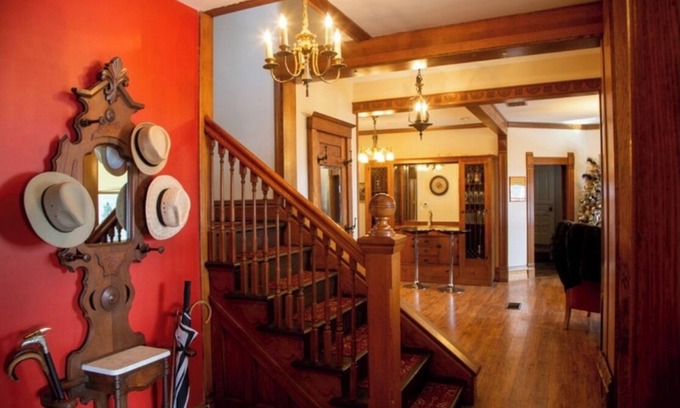 West Central Apartment | Experience the Heart of Downtown Fort Wayne feel right at home 3-bdrm with patio