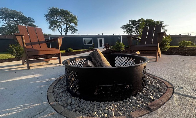 Sandusky Hotel | Explorer Rest & Recreation