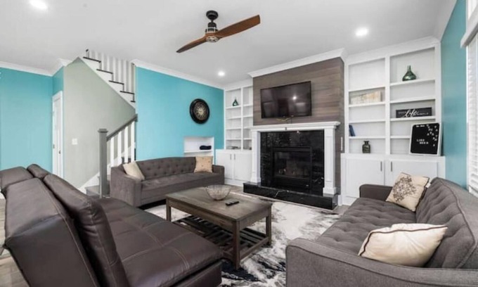 Durham House | Exquisite Downtown Retreat2 Min to DPAC 5 Min Dukenn