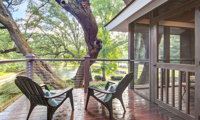 Mount Pleasant House | Exquisite escape with lake views, second-floor deck & sunroom - dog-friendly