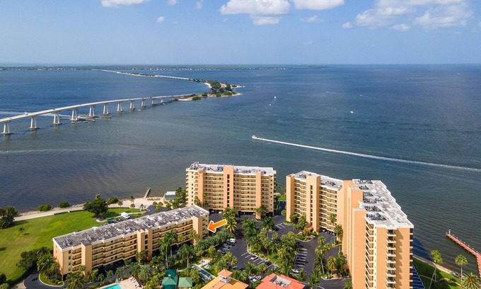 Punta Rassa Condo | Exquisite Paradise with Amazing Oceanfront Views