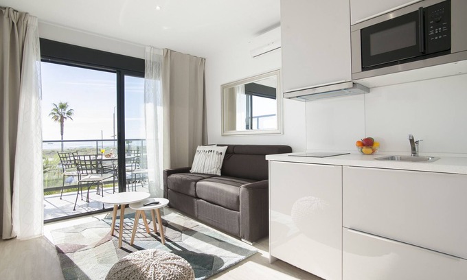 Castelldefels Apartment | Exterior Apartment CX3JX