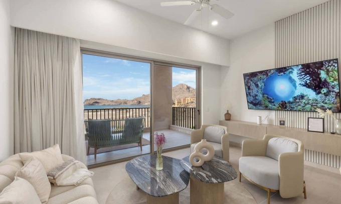 Loreto Apartment | Extraordinary Beachfront Danzante Bay, Loreto