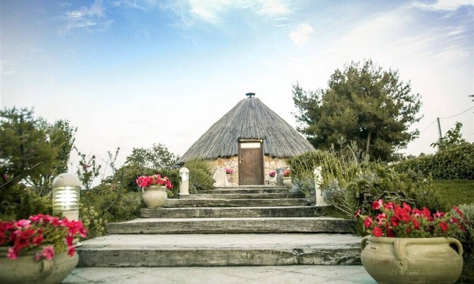 Codrongianos House | Extravagant Holiday Home "Pinnetta Sarda" with Wi-Fi, Air Conditioning and Garden