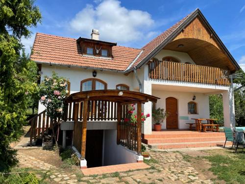 Lovas House | Füge Vendégház