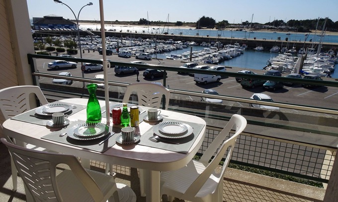 Plouhinec Apartment | F.3/5pers. vue sur Port de Plaisance, Piscine, Tennis