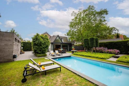 Het Hofke House | Fabulous 4 Bedroom Villa Eindhoven - KS10