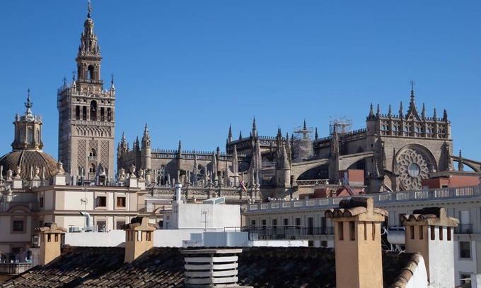 El Arenal Apartment | Fabulous attic in the center of Seville