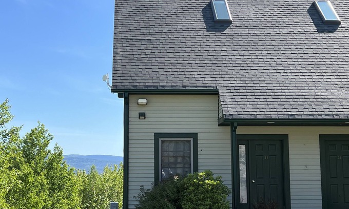 Southwest Harbor Condo | FABULOUS SOUTHWEST HARBOR CONDO - HARBOR RIDGE! CLOSE TO TOWN AND ACADIA!