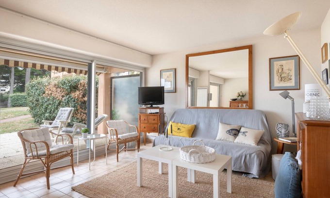 Pornic Apartment | Facing the sea, close to the beach for 4 people.