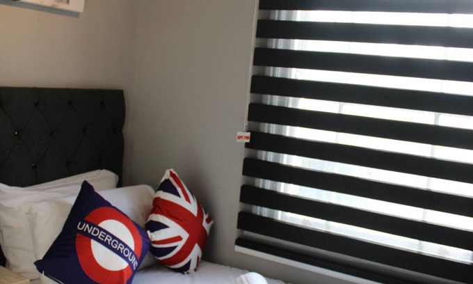 Hillrise Apartment | Fairbridge 2A.