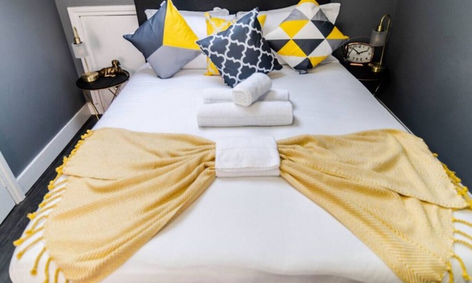 Hillrise Apartment | Fairbridge 7.