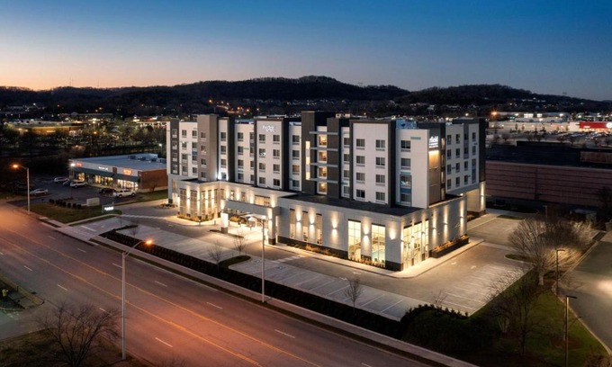 Franklin Hotel | Fairfield by Marriott Inn & Suites Franklin Cool Springs