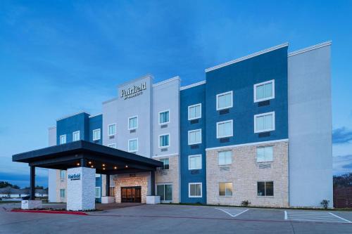Hillsboro Hotel | Fairfield by Marriott Inn & Suites Hillsboro