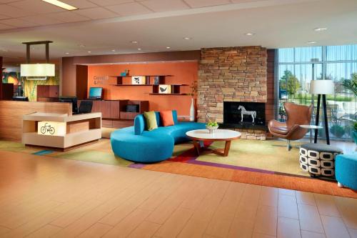 Fayetteville Hotel | Fairfield Inn & Suites by Marriott Fayetteville North