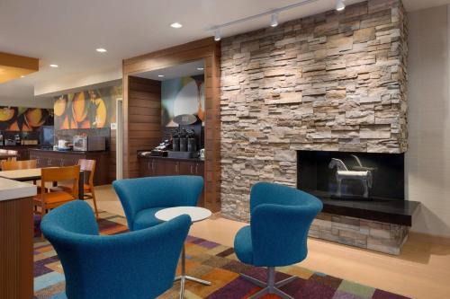 Poland Hotel | Fairfield Inn & Suites Youngstown Boardman Poland