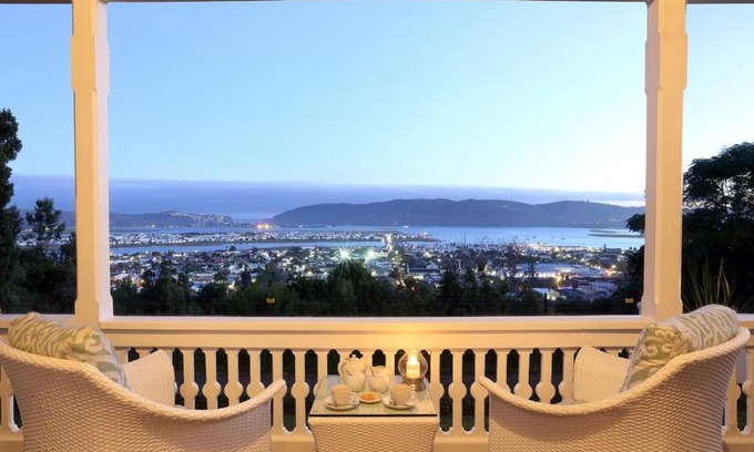 Knysna House | Falcons View Manor