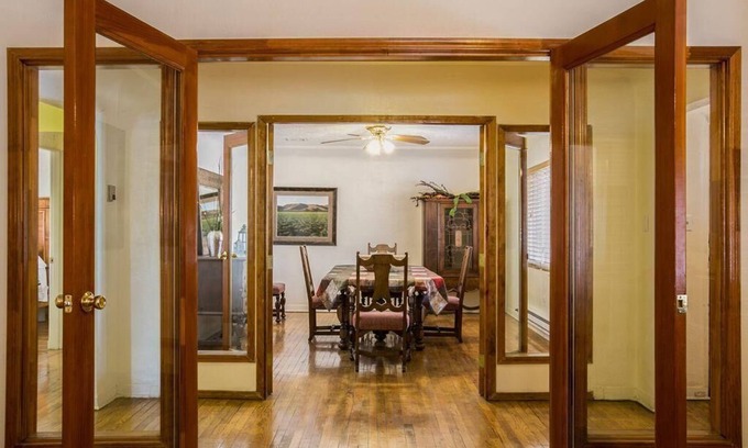 Los Duranes House | Fall in Albuquerque is ideal!