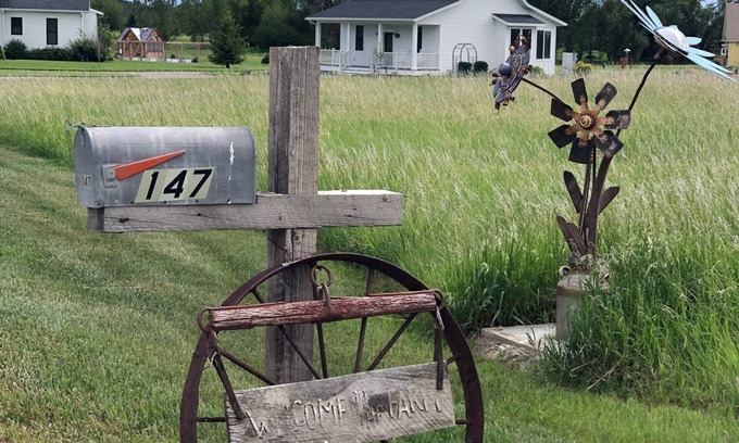 Bozeman Cottage | Fall is Coming Soon to Montana! Hurry You Don’t Wanna Miss It!