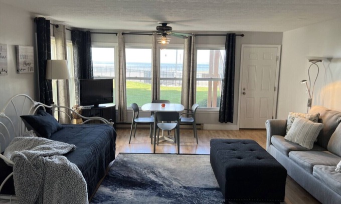Port Clinton Condo | Fall special! Pool open till Oct 6. Winter rentals available message for details