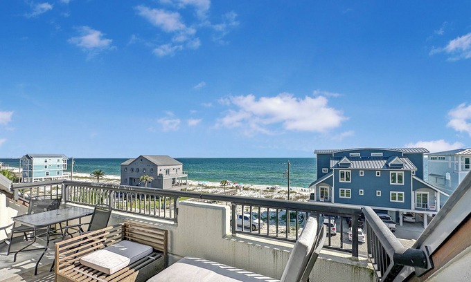 Mexico Beach Condo | Fall & Winter Getaway - Perfect Ocean Sunset Views with Pool & Sauna & Breakfast