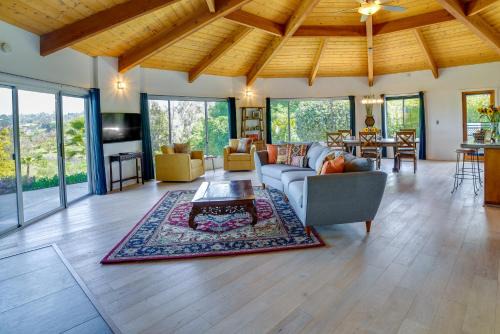 Fallbrook House | Fallbrook Home with Mountain Views Close to Hiking!