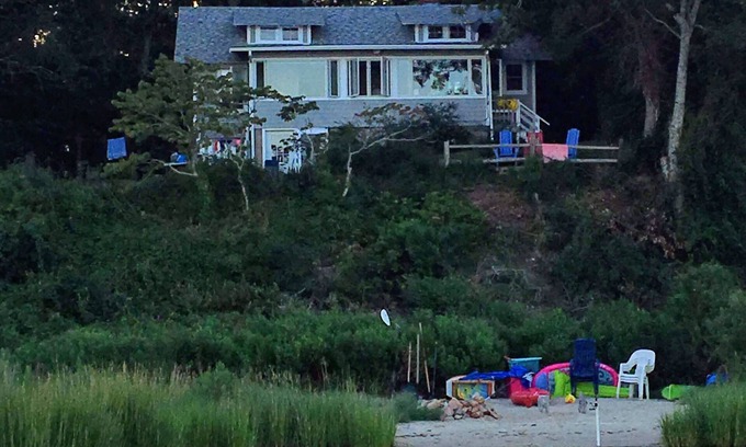 East Falmouth Cottage | Falmouth Waterfront: Charming Waquoit Bay Three Bedroom Cottage