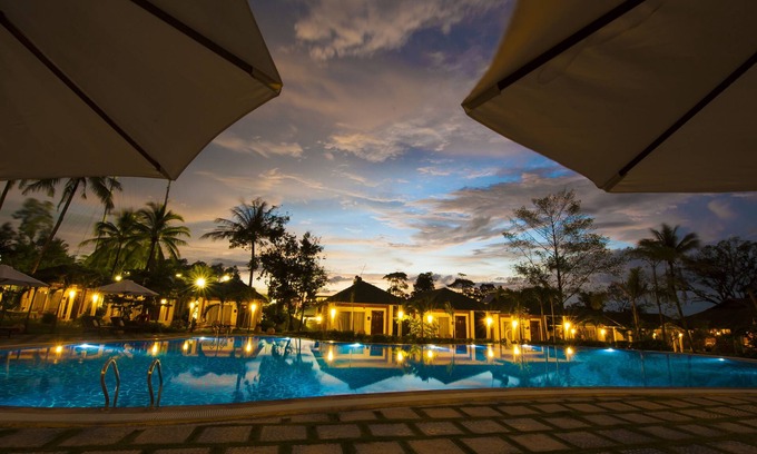 Cua Lap Resort | Famiana Green Villa