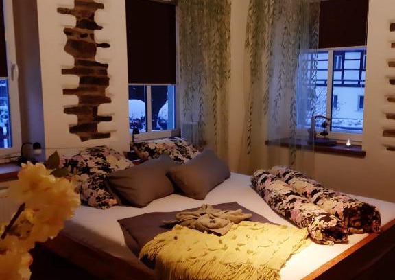 Joehstadt Apartment | Familienfreundlich Wohnen im Miriquitdi Erzgebirge
