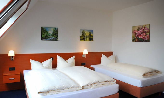 Lubbenau/Spreewald House | Familienzimmer, Dusche/wc - Hotel Spreewaldeck