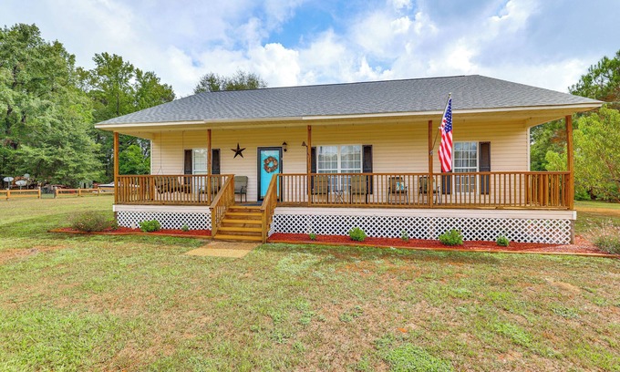 Miley House | Families & Pets Welcome: Quiet Retreat in Bamberg