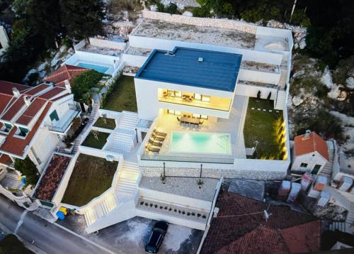 Ploce Villa | Familiy Villa Navis with heated pool