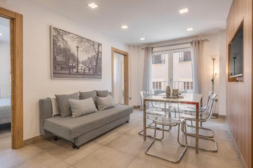 Central District Apartment | Family Catedral Centro