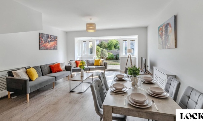 Maidenhead House | Family & Contractor house sleeps 8 - Maidenhead