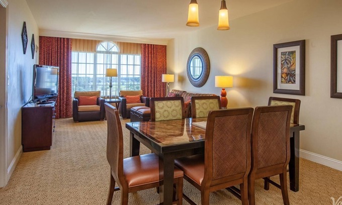 Florida Central Atlantic Coast Resort | Family friendly 2 BR/2 Bath vacation villa near attractions sleeps 8