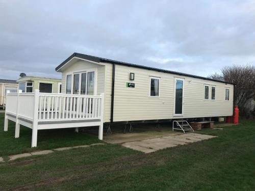 Mappleton House | Family Friendly - 8 Berth - Skipsea Sands
